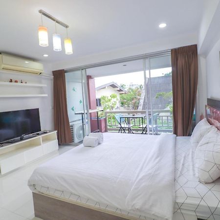 Baan Sabai Rama IV Apartment Bangkok Exterior photo